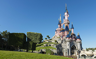 Disneyland Paris recrute avec France Travail IDF en 2025