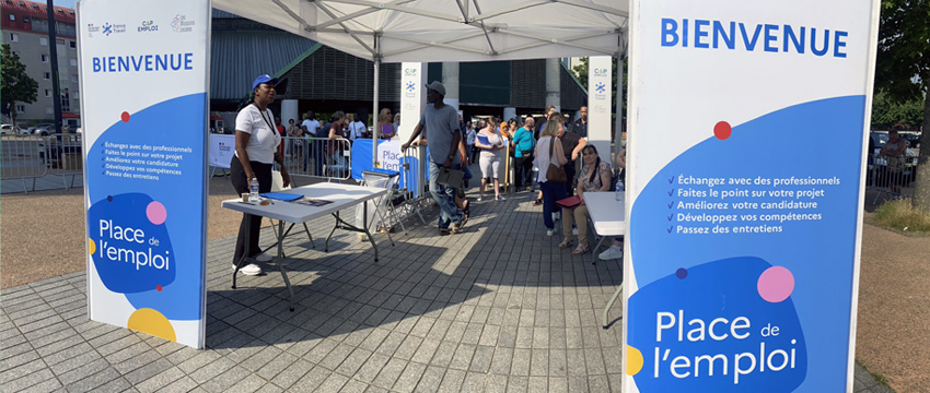Visuel Place de l’emploi : quand les entreprises recrutent au cœur des quartiers