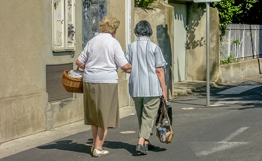 Zoom Auxiliaire de vie sociale (H-F)