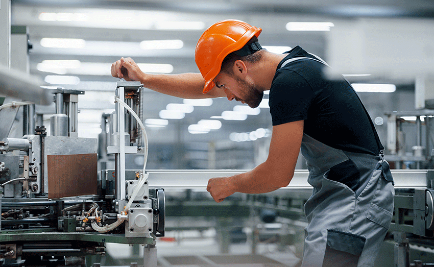 Zoom Technicien / Technicienne de maintenance industrielle